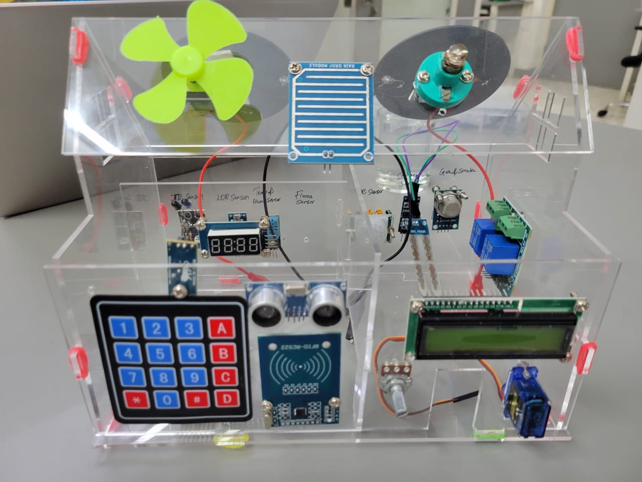 IoT and Programmable Tech Mega DIY Kit - Image 6